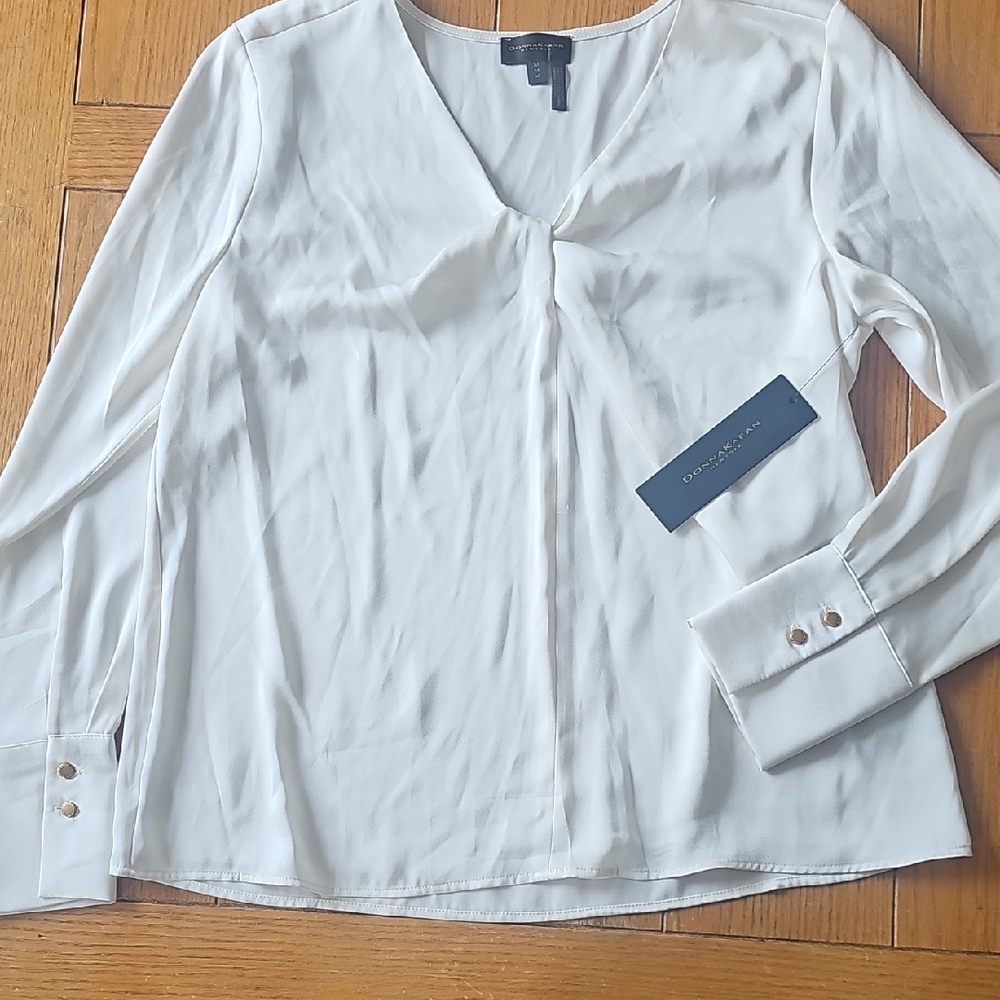 Donna Karan Cream Long Sleeve Blouse